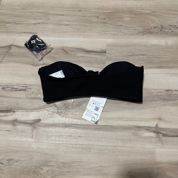 High waisted 2 piece Black Bikini NWT Ribbed Material - Picture 2 of 4